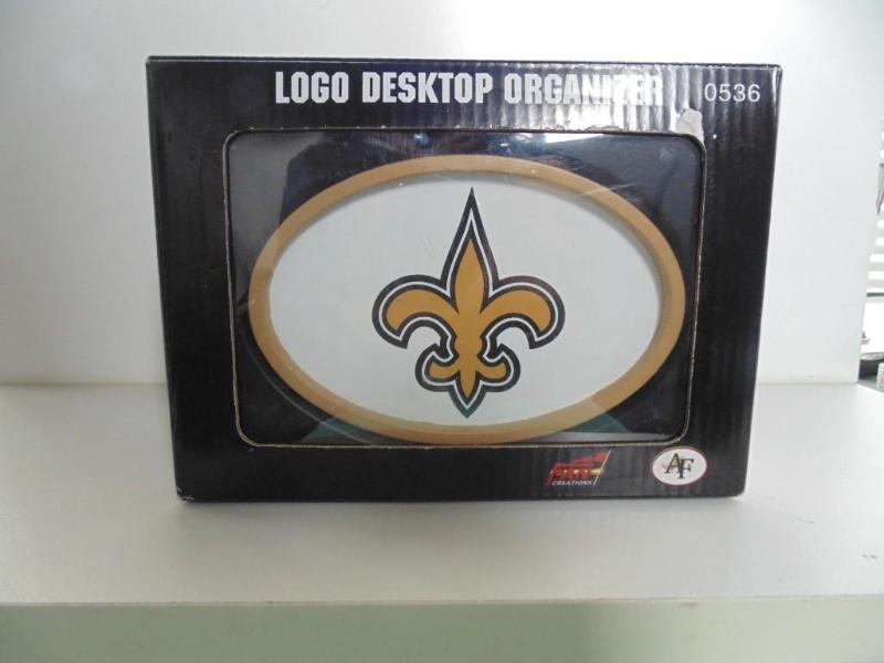 lot 3 image: New Orleans Saints Logo Desktop Organizer