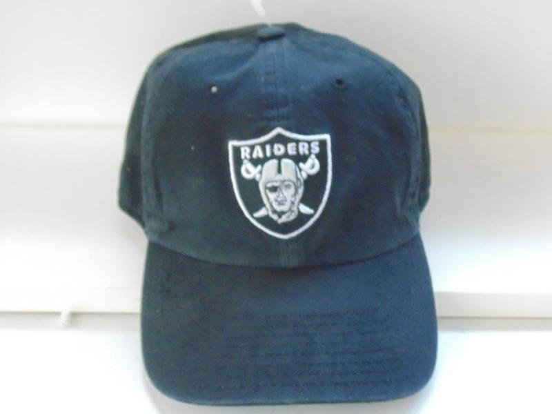 lot 6 image: Oakland Raiders Hat