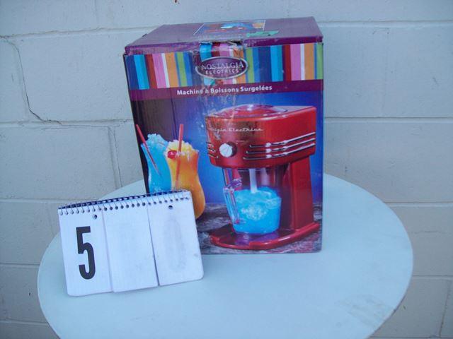 Frozen beverage Station, in Box...