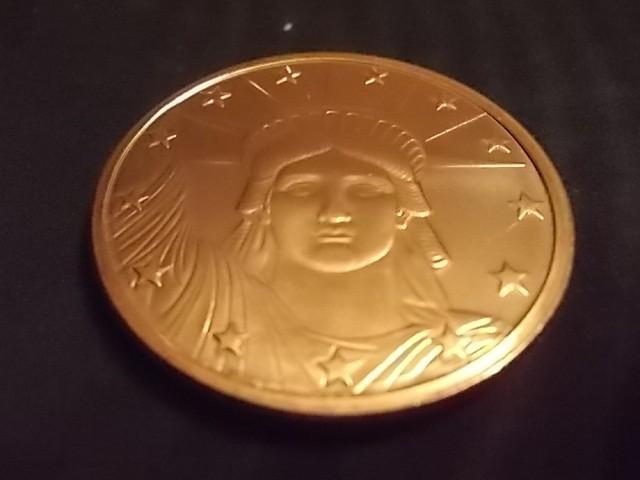 1 Oz. .999 Fine Copper Round Statue...