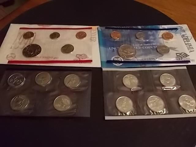 1999 US Mint Set D &amp P With Sta...
