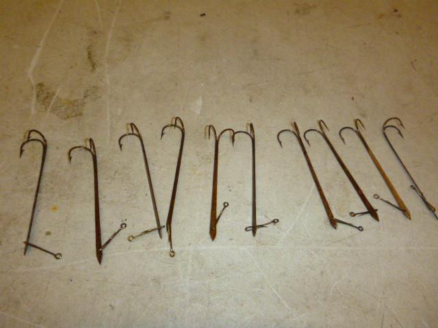 10 Mustad Double Hooks Size 20 - M...