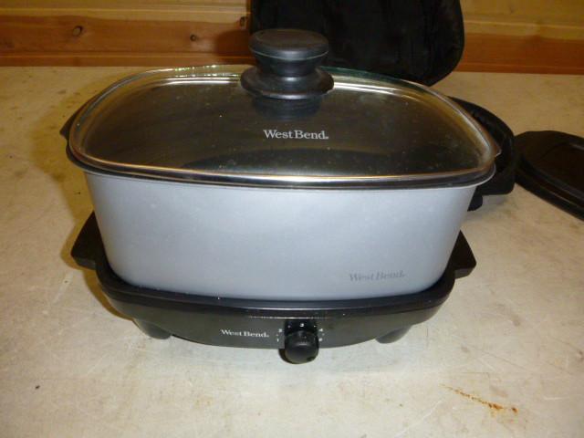 West Bend Slow Cooker Looks to be 5...