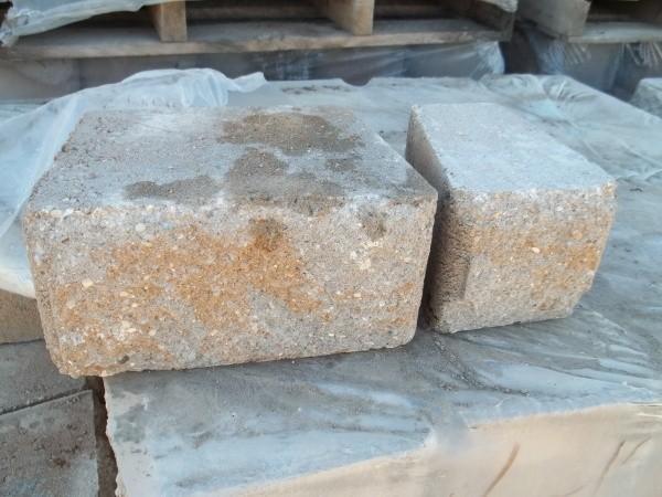 TAN  GRAY FREE STANDING RETAINING ...