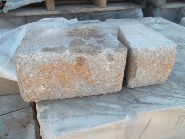 TAN  GRAY FREE STANDING RETAINING ...