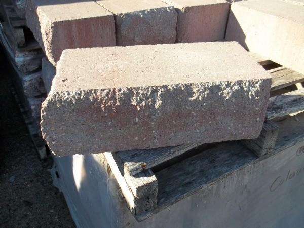FREE STANDING WALL COLUMN BLOCK RED...