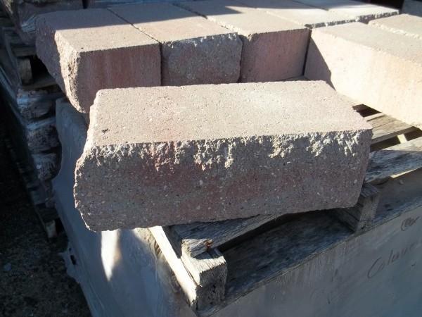 FREE STANDING WALL COLUMN BLOCK RED...