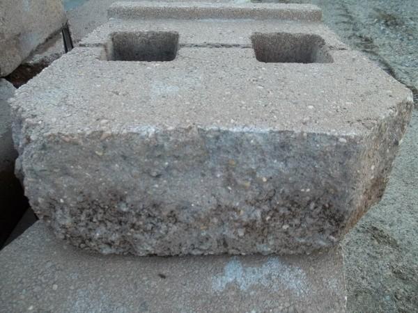 ANCHOR DIAMOND BEVEL RETAINING WALL...