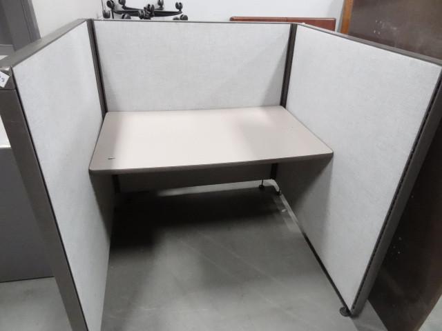 lot 128 image: Personal cubical. 50 x 51 x 51...