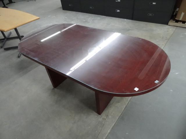 lot 138 image: 84 x 32 x 30 oval conference table....