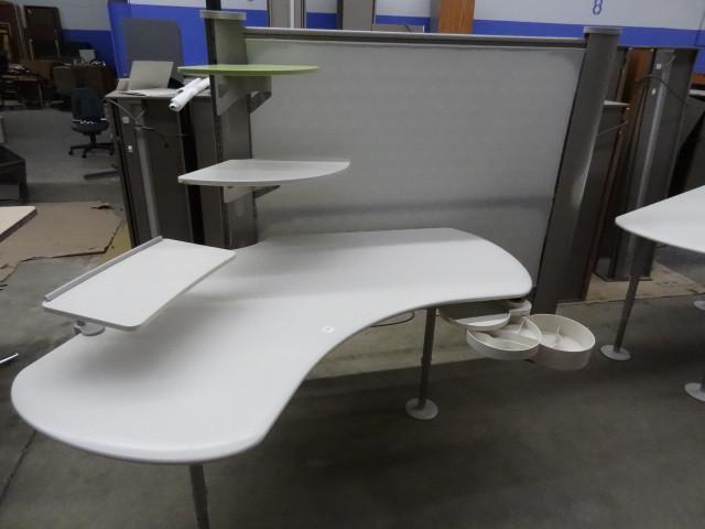 lot 179 image: Herman Miller office desk. 84 x 48 ...