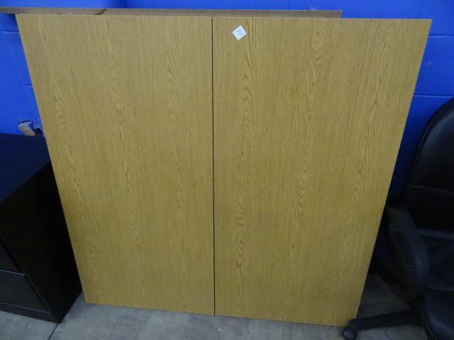 lot 257 image: 48 x 48 wall hanging presentation c...