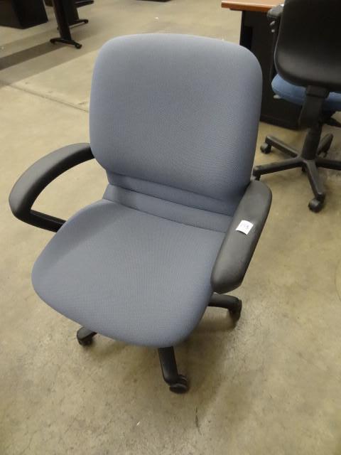 lot 288 image: Office chair on wheels...