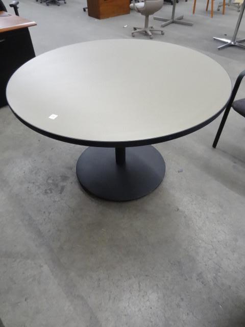 lot 290 image: 48" round table...