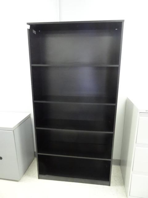 lot 3 image: Laminate book shelf with 3 adjustab...