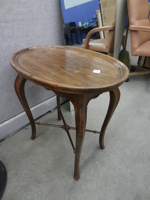lot 312 image: Vintage wood table. 24 x 17 x 24...