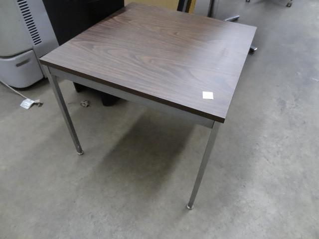 lot 316 image: 24 x 24 x 21 metal framed table...