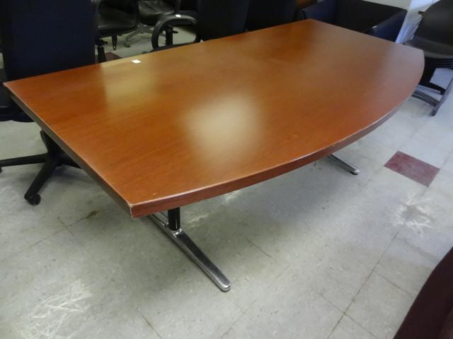 lot 81 image: 80 x 40 x 30 conference table...