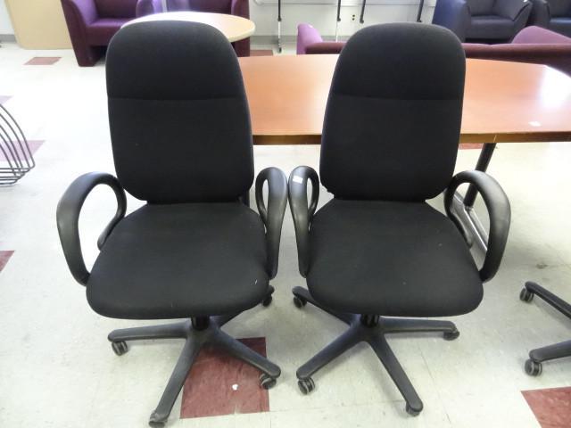 lot 87 image: 2 matching office chairs on wheels...