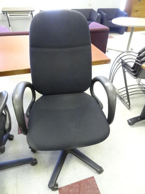 lot 89 image: Office chair on wheels...