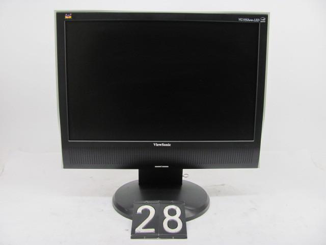 lot 28 image: Viewsonic VG1932wm 19" LCD mon...
