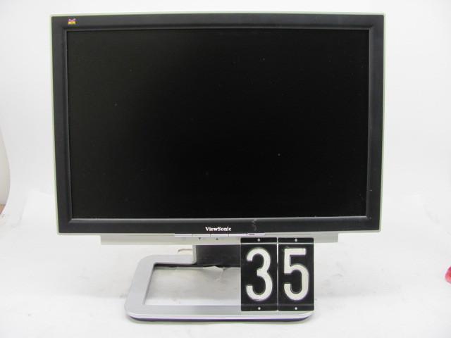 lot 35 image: Viewsonic VX2025wm 20" LCD mon...
