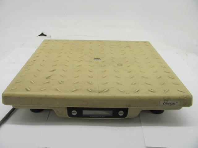 lot 58 image: Fairbanks Ultegra scale. Tested and...