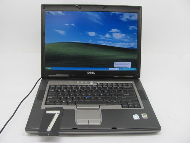lot 7 image: Dell latitude D820 laptop computer....