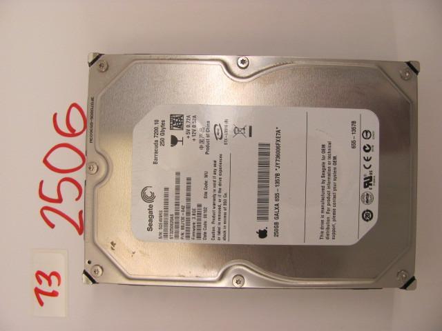 lot 73 image: Seagate 3.5" 250G SATA hard dr...