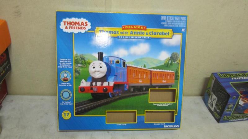 lot 18 image: Thomas the train set...