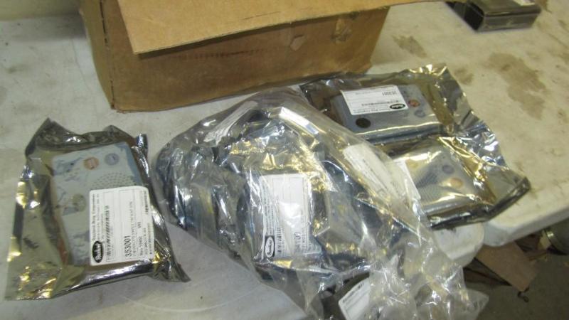lot 20 image: box of controller parts...