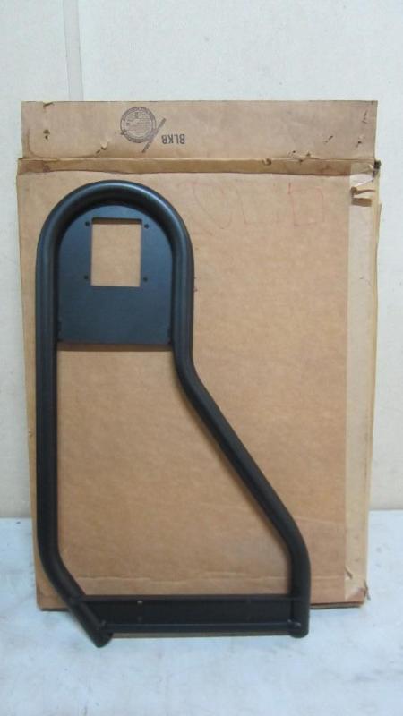 lot 77 image: New rhino utv doors...