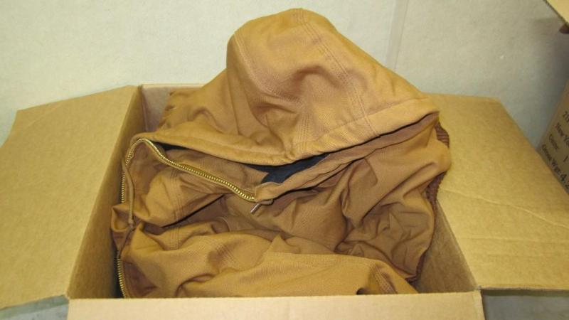 lot 80 image: 2 carhart coats, 1 L, 1 XL...