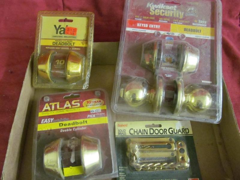 Chain Door Guard, Kwikset Keyed Ent...