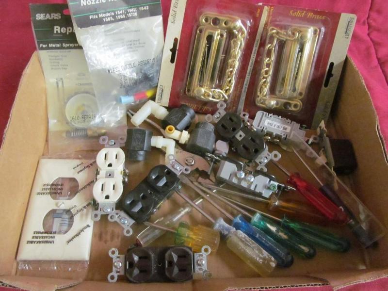 Electrical Outlets, 2 Chain Door Gu...