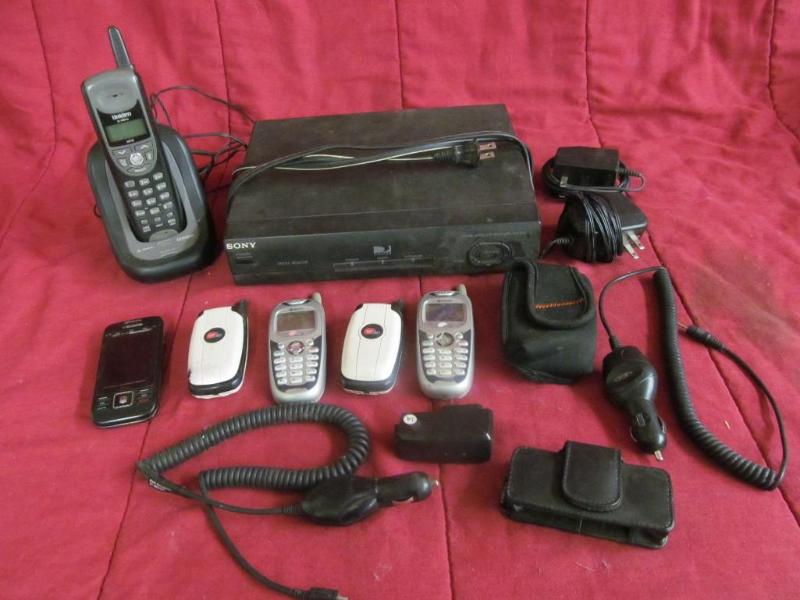 Direct TV Sony Digital Box and 5 Ce...