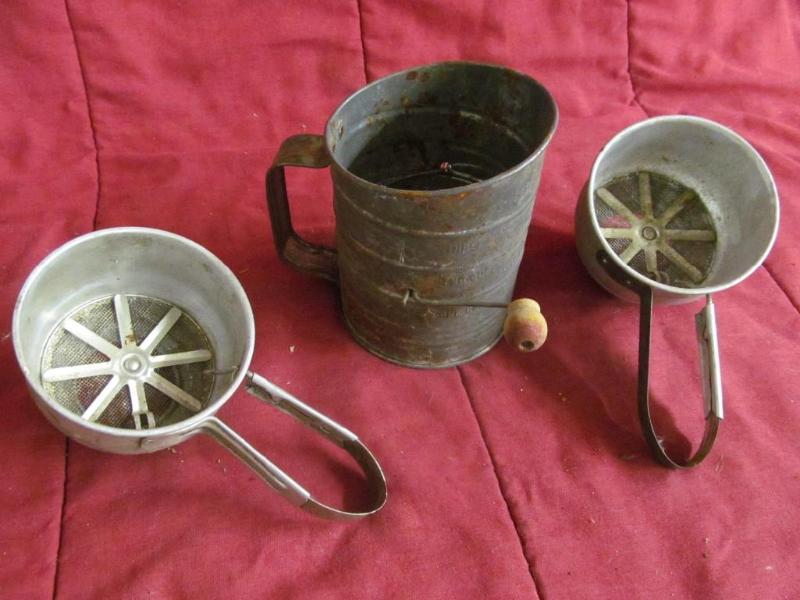 3 Vintage Flour Sifters - (2) 1 Cup...