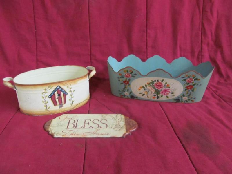 Decorative Tin Home Decor...