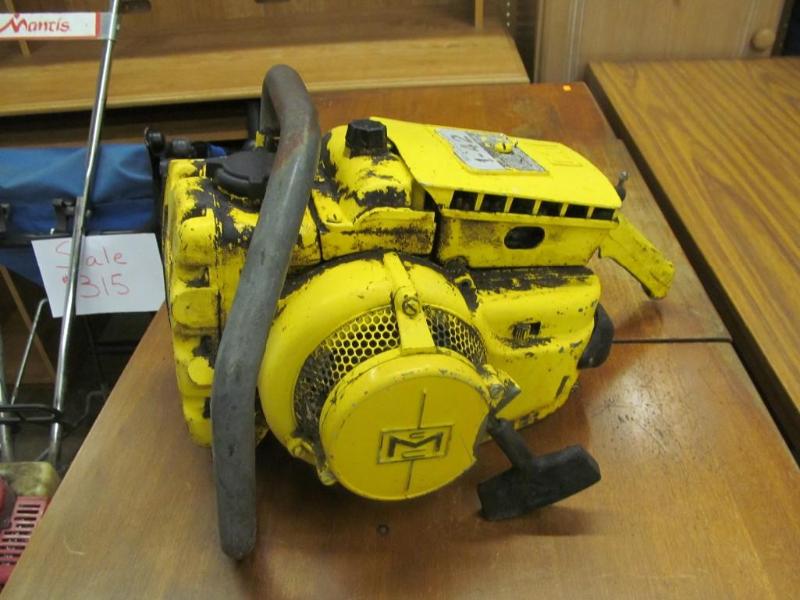 McCulloch 142 Chain Saw - Needs Bar...