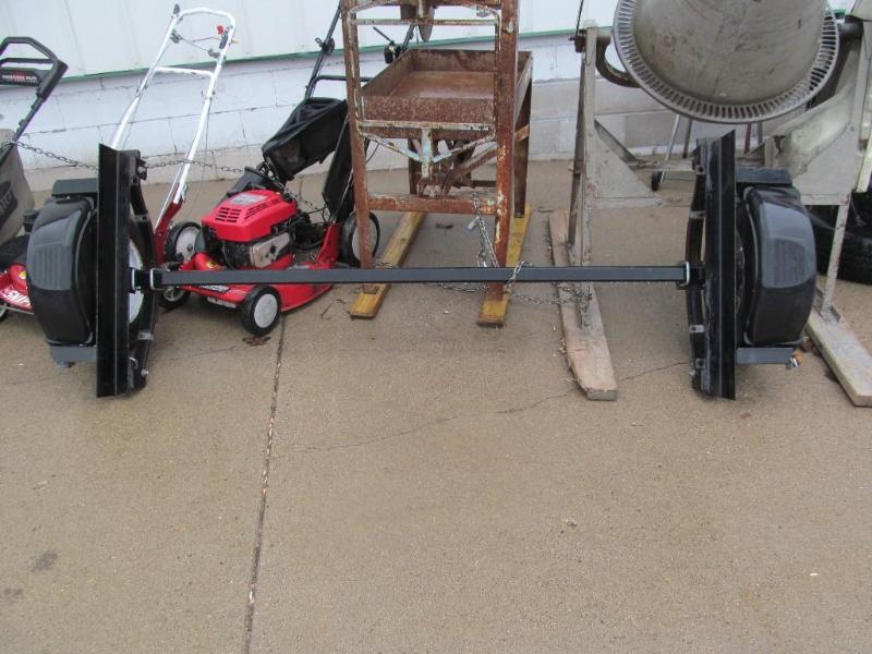 Trailer Axel with Fenders This Item...