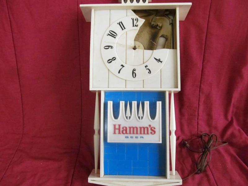 Hamms Beer Clock 24 x 13 - Quarter...