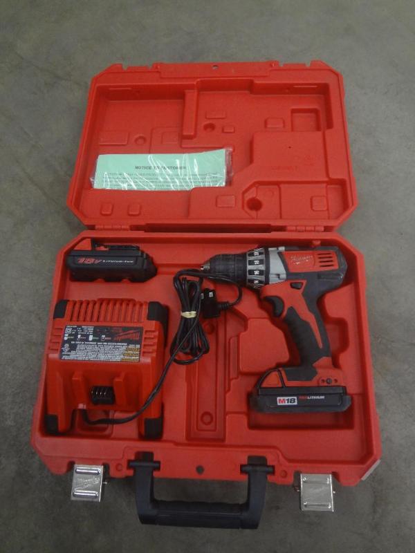 lot 29 image: Milwaukee Heavy Duty 18Volt 12&quo...