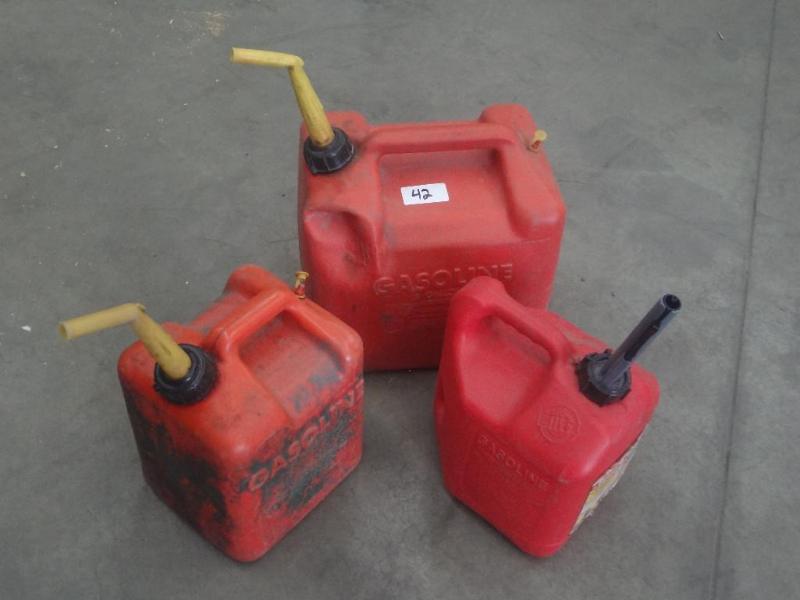 lot 42 image: (3) Plastic Fuel Cans...