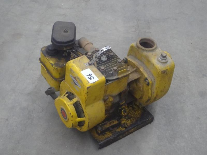 lot 56 image: Briggs & Stratton 3HP Water Pum...