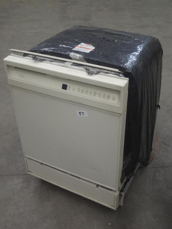 lot 57 image: Kenmore Ultra Wash Dish Washer...
