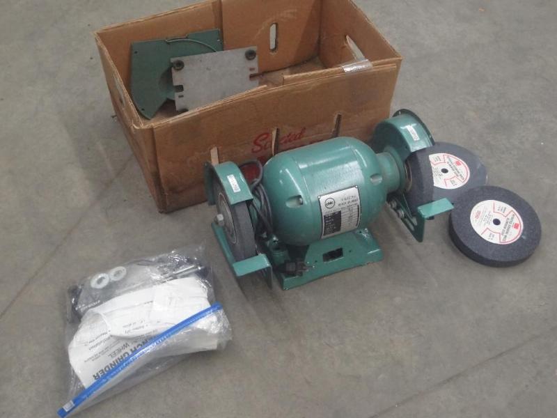 lot 58 image: Like New CMC 6" Bench Grinder ...