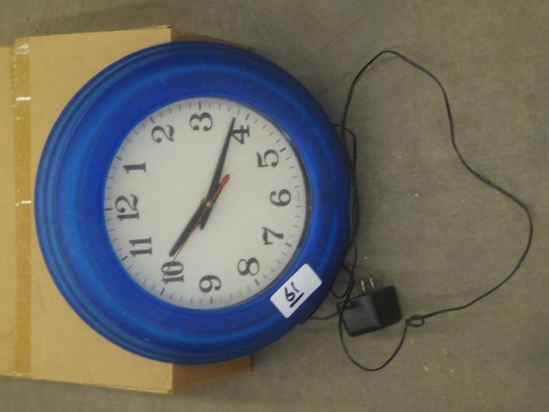lot 61 image: 14" Lighted Clock, Works...