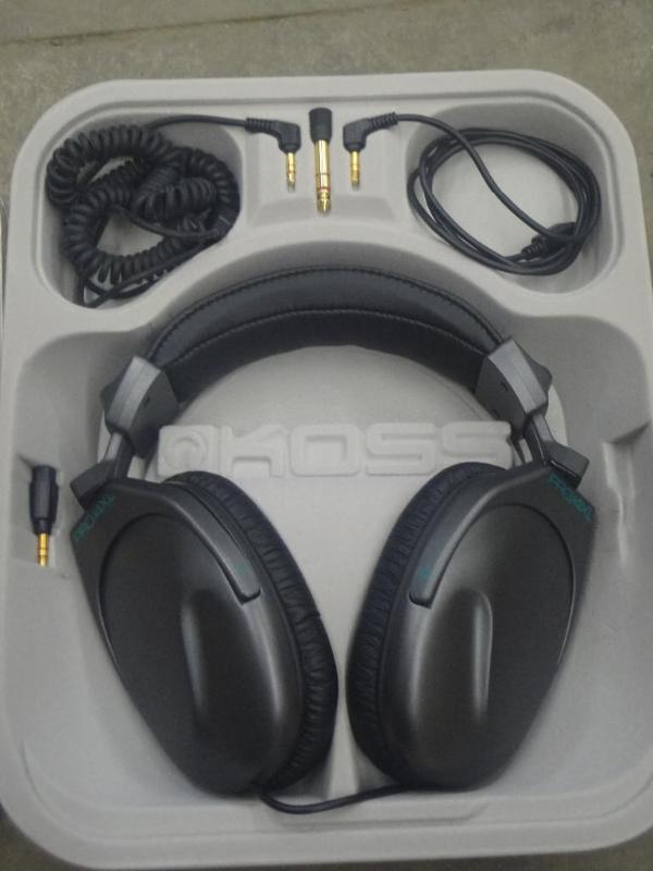 lot 67 image: New Koss Stereo Headphones...