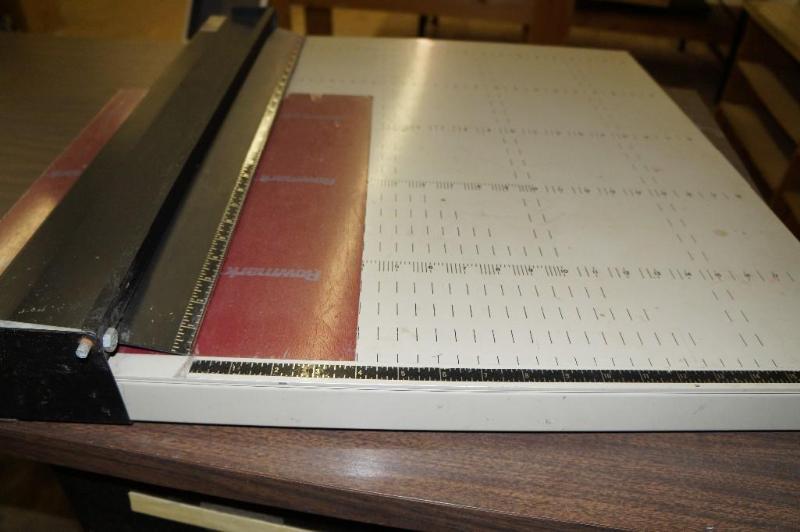 lot 41 image: Scott SM97 Table Shear