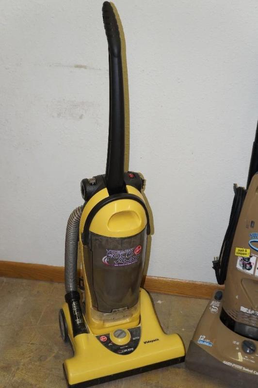 Set of 2 Vacuum Cleaners | Sign & Stamp Equipment, Office